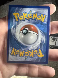 Pokemon 2019 Hidden Fates Mew 32/68 Reverse Holo Rare NM - Image 2