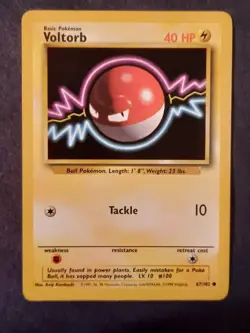 Pokemon Card Voltorb - 67/102 - Common - Unlimited Edition, English Base Set - Image 1