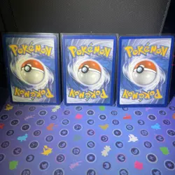 Pokemon TCG V Cards Lot of 3 - Celebi, Umbreon, Hisuian Typhlosion LP - Image 2