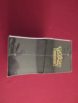 Pokemon TCG: Mega Evolution Factory Sealed Elite Trainer Box RIOLU - Image 5