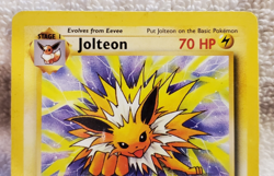 Jolteon 20/64 [Rare] 1st edition Jungle English Regular Pokemon TCG Vtg NM - Image 2