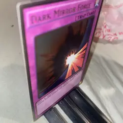 Yu-gi-oh! Dark Mirror Force PGL3-EN092 Gold rarev1st Edition - Image 3
