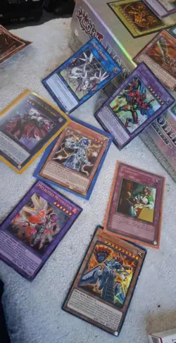 YUGIOH Over 1200 CARDS COLLECTION LOT FREE SHIPPING READ DESCRIPTION - Image 5
