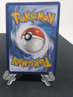 Blastoise 2/102 Celebrations: Classic Collection Holo Pokemon Card NM - Image 2