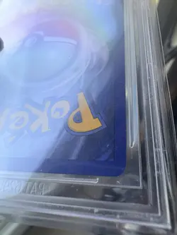 2000 Pokemon Neo Genesis 1st Edition Holo #8 Kingdra BGS 9.5 - Image 3