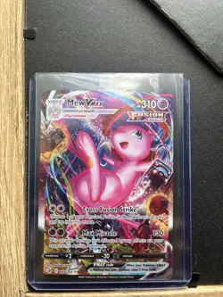 Pokemon Mew VMAX Alternate Art Secret Rare 269/264 Fusion Strike Holo 310 HP - Image 1