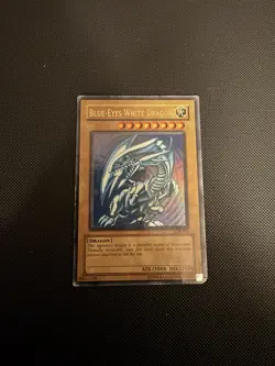 Yu-Gi-Oh! Blue-Eyes White Dragon 2002 Heavily Played SDK-001 - Image 4