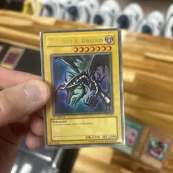 Red-Eyes B. Dragon SDJ-001 Starter Deck: Joey 1st Edition Scapegoat Penguin - Image 2