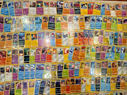 Pokemon 375+ Card Lot all Non Holo Rare - Image 4