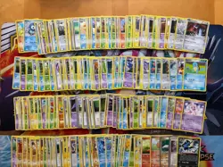 Vintage Pokemon Card Lot Fire Mew Dragonair Jolteon Squirtle 280+ - Image 2