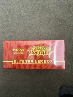 Pokemon TCG: Sword & Shield-Vivid Voltage Elite Trainer Box (133 Cards) 820650807688 - Image 5