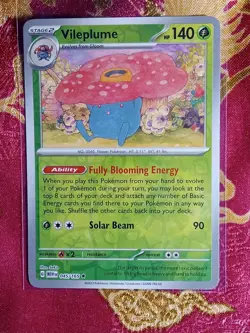 REVERSE Foil Vileplume 045/165 Scarlet & Violet 151 Pokemon TCG Game Card CCG - Image 1