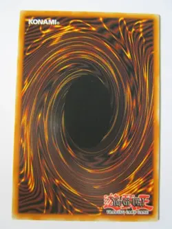 Yugioh! Doomz V Five - Amalthe Dood-En009 Ultra Rare 1st Ed Near Mint!! - Image 2