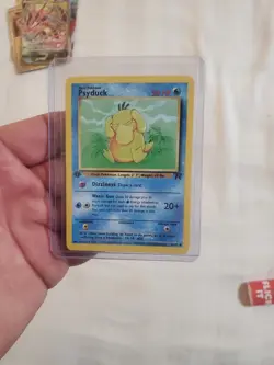 LP Pokemon Card Psyduck 53/62 Fossil 1st Edition - Image 1