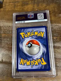 Pokemon 1999 Fossil GOLBAT 1st Edition #34 PSA 8 RARE - Image 2