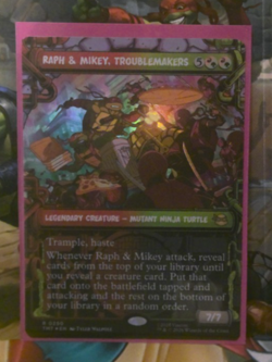 Raph & Mikey, Troublemakers (Showcase) - MTG: Teenage Mutant Ninja Turtles FOIL - Image 2