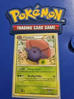 Pokemon HeartGold SoulSilver Undaunted Vileplume #24 Light Play - Image 1