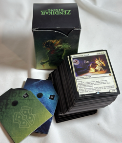 Magic: The Gathering Zendikar Rising, Land's Wrath - 146 Cards in Box - Image 1