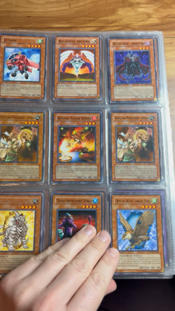 Yu-Gi-Oh! TCG 594 Card Lot & Binder Holo Secret Ultra Ultimate Rare Vintage LP - Image 2