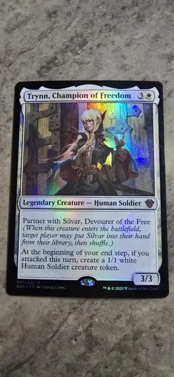 Trynn, Champion of Freedom Commander 2020 Foil - Image 1