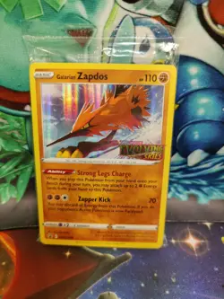Pokemon TCG Galarian Zapdos Evolving Skies SWSH124 Holo Promo - Image 1