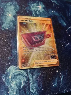 Pokemon TCG Lure Module Secret Ultra Rare Card 088/078 Gold Pokemon Go - Image 1
