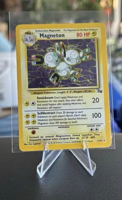 Pokemon TCG Magneton 1st Edition Unlimited Holo Rare Card Fossil 11/62 - Image 1