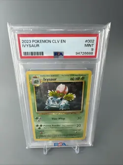 2023 Pokemon CLV en Ivysaur Holo PSA 9 002/034 - Image 1
