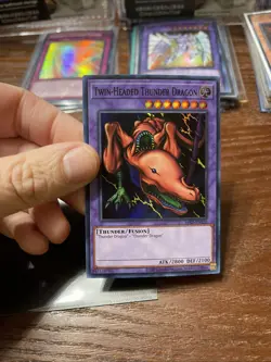 Yu-Gi-Oh! TCG Twin-Headed Thunder Dragon Metal Raiders MRD-EN120 Unlimited Super - Image 3