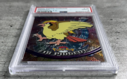 Pokemon Card Pidgeot Holo PSA 9 Mint, Topps Chrome Pokemon TV #18, 2000 (1) - Image 3
