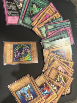 Yugioh 2002 Starter Deck Yugi SDY - 42/50 Set - Includes Dark Magician - Image 1