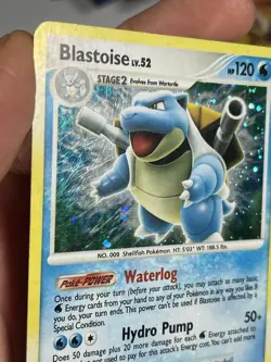 2007 Secret Wonders Blastoise Pokemon card 2/132 - Image 3