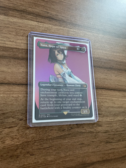 Yuna, Hope of Spira - Borderless - Foil NM - 0404 - Final Fantasy - MTG English - Image 2