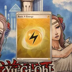 LP Basic Lightning Energy SVE 012 Reverse Holo Pokemon Prismatic Evolutions - Image 3