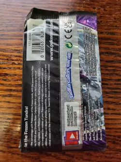 Pokemon Sword & Shield English Chilling Reign Sealed Pack Random Art - Image 2