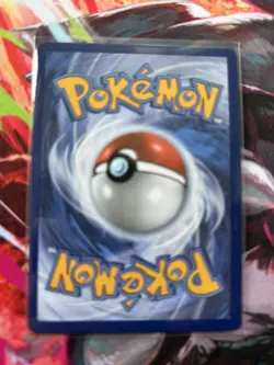 Goldeen 020/131 Masterball Holo Pokemon Prismatic Evolutions NM - Image 2