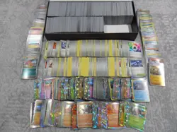 POKEMON TCG BULK BUNDLE C3000 common cards, holos, reverse holos - Image 1
