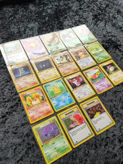 Bundle of 18 1st Edition Team Rocket WOTC Pokemon trading cards 20 yrs old!! - Image 2