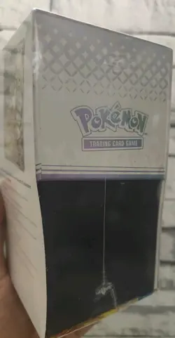 🔥Pokemon TCG Prismatic Evolutions ETB Elite Trainer Box SEALED BRAND NEW 🔥 - Image 3