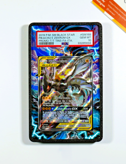Pokemon PSA 10 Pikachu & Zekrom GX #SM168 Tag Team Custom Case 2019 Italiano - Image 1