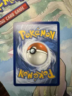 Pokemon TCG Reshiram Full Art Holo Card 113/114 Celebrations Classic Collection - Image 3