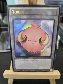 Yu-Gi-Oh Card - LC04-EN009 - PINK LAMB TOKEN (ultra rare holo) - NM - Image 1