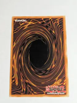 Yugioh Dark Magician of Chaos IOC-EN065 Ultra Rare 25th Anniversary - Image 3