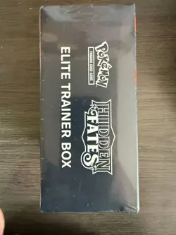 Pokemon TCG: Hidden Fates Elite Trainer Box 820650804731 - Image 4