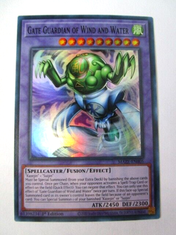 Yugioh! Gate Guardians Of Wind And Water Maze-En005 Super Rare 1st Near Mint!! - Image 1