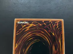 Yugioh - Elemental Hero Bubbleman EHC1-EN003 Secret Rare Limited Edition - Image 4