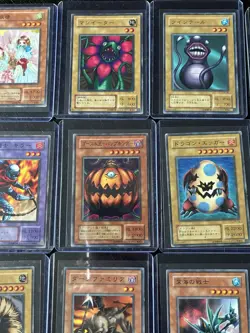 Yugioh LOT 20 Card Japanese Version Yu-Gi-Oh! ALL IN TOP LOADERS - Image 3