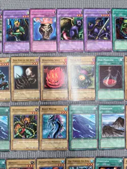 Yu-Gi-Oh! Vintage 65 Card Lot - Legend of Blue Eyes Set - Non Holo - LP/MP - Image 4