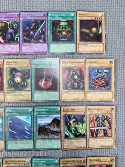 Yu-Gi-Oh! Vintage 65 Card Lot - Legend of Blue Eyes Set - Non Holo - LP/MP - Image 5
