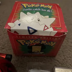 Pokemon Togepi 1999 23K Gold Plated Trading Card Original Packaging Red - Image 3